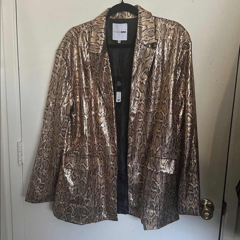 get ready for New Year’s Eve with this Fashion Nova sequined Snake Print Blazer